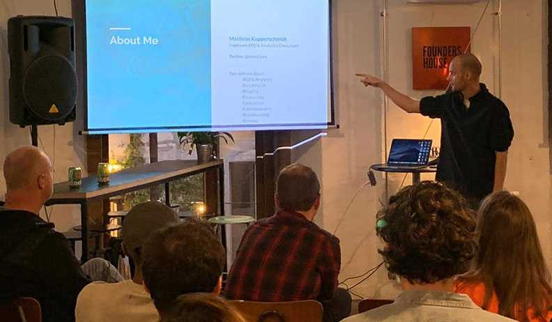 Google Tag Manager freelance consultant Matthias Kupperschmidt presenting at Founders House, October 2019